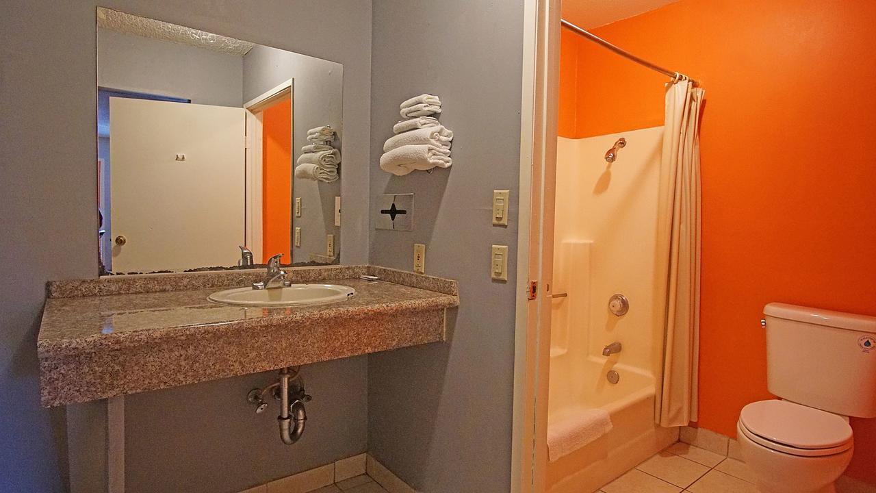 Los Angeles & - Lax Motel