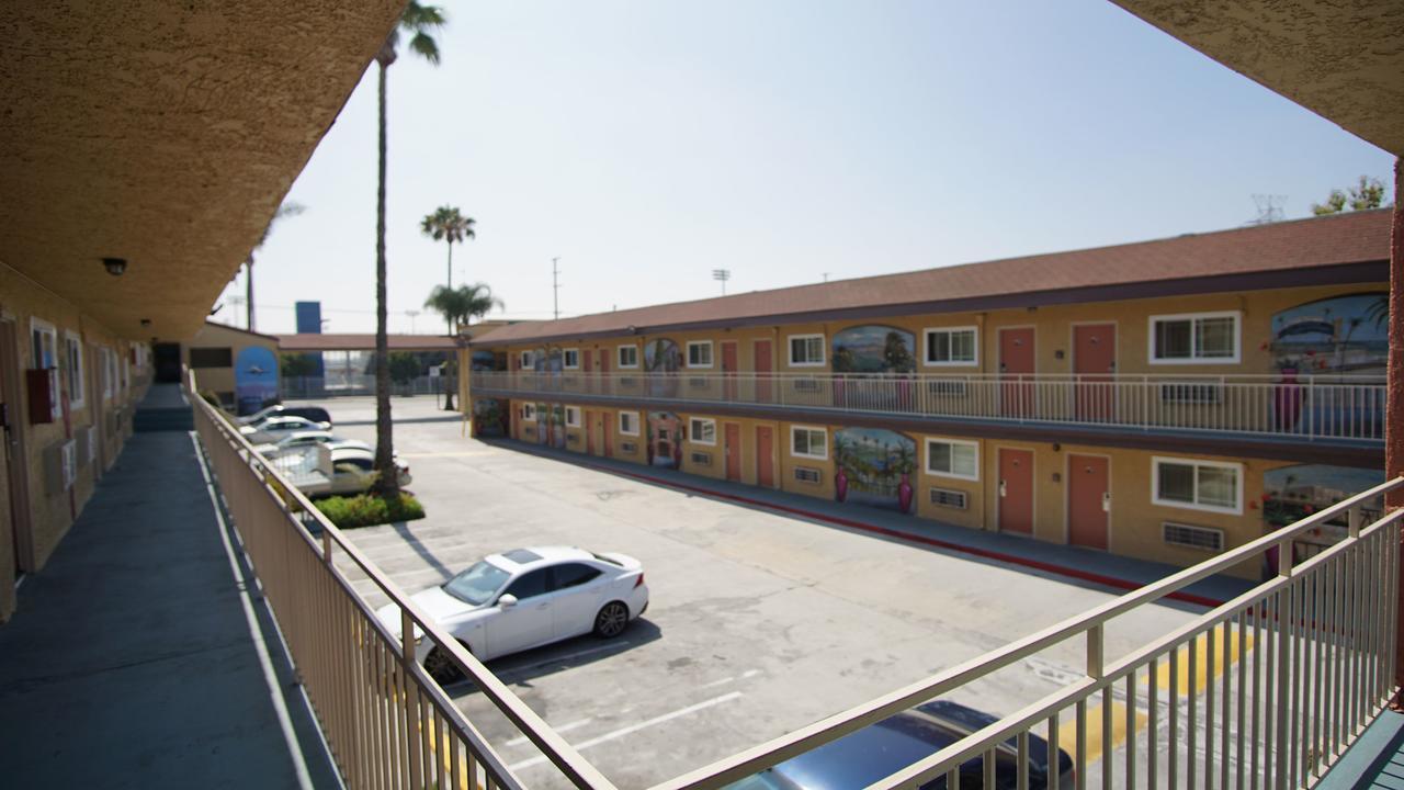 Motel Angeles Inn&suites - Lax 2*